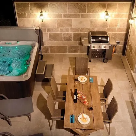 Magical Hvar 5 Bedrooms Aurelia Beautiful Views Outdoor Jacuzzi *